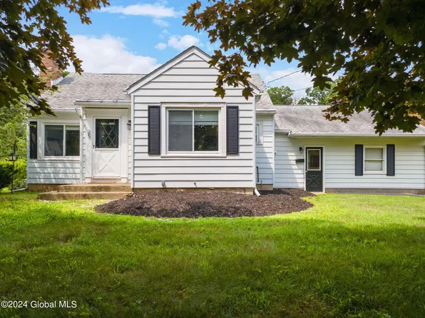 25 Woodside Drive, Schenectady, NY 12302