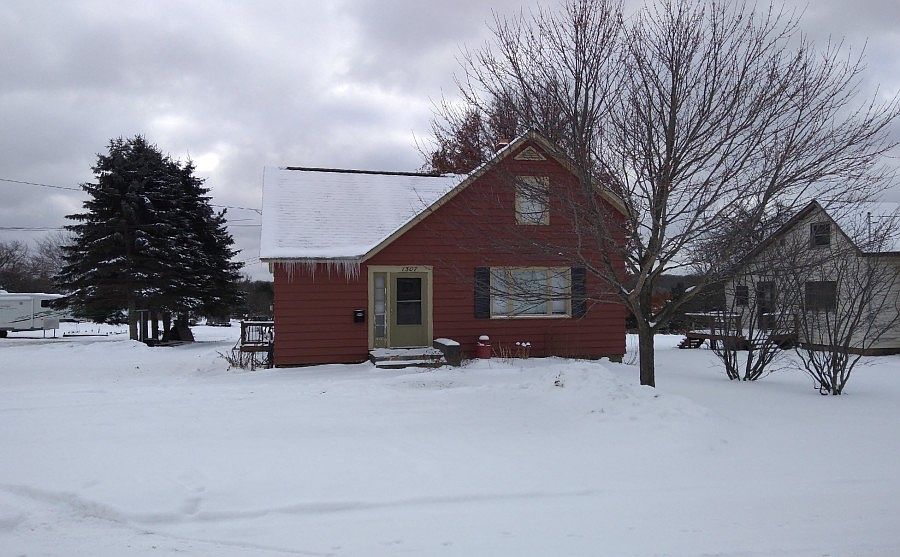1st image of 1307 Harrison Ave