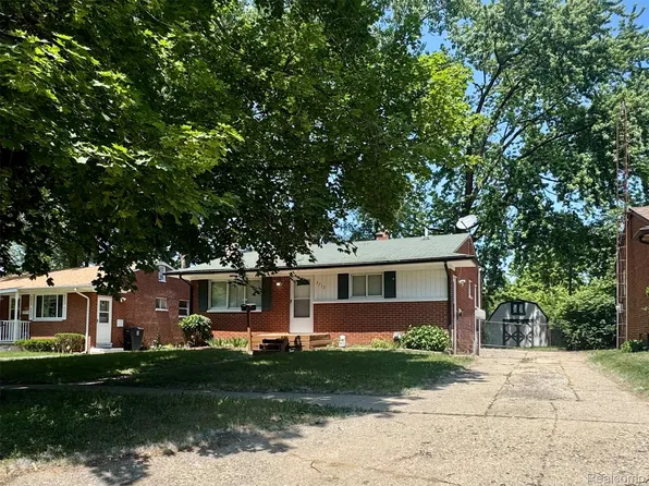 2713 Alpha Way, Flint, MI 48506