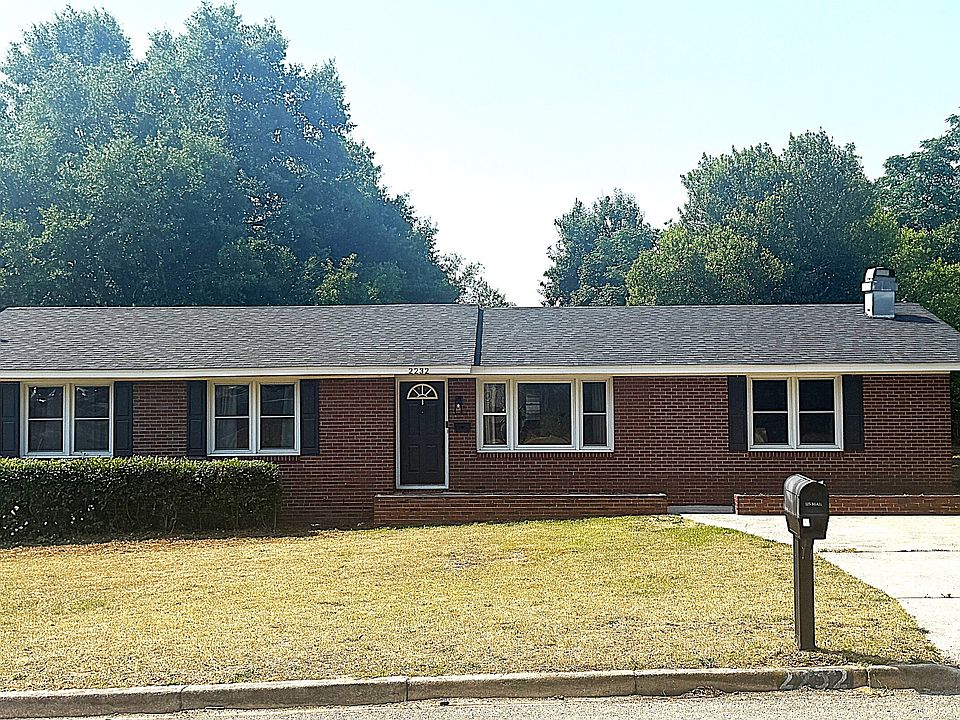 1st image of 2232 Lee St