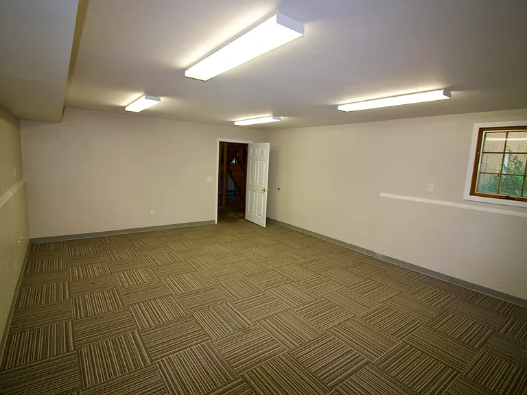 1502 Electric Rd SW — Photo 25