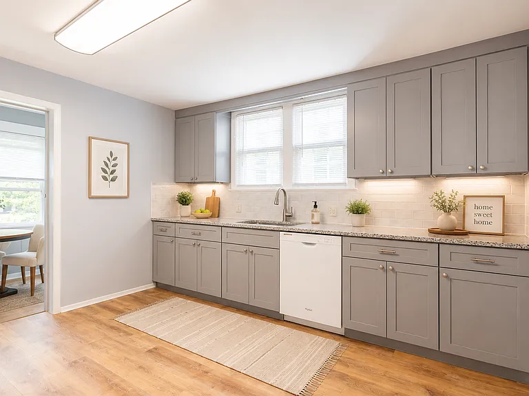 563 Spruce Ave #1 — Photo 1