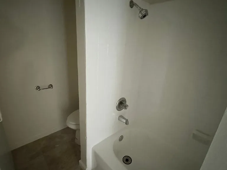 23015 Madison St — Photo 8