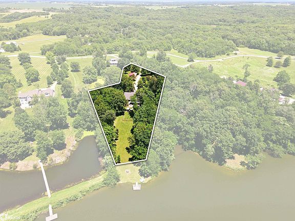3rd image of 19785 Seven Ponds Rd
