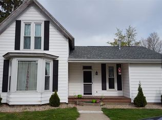 106 S Henry St, Milford, IN 46542