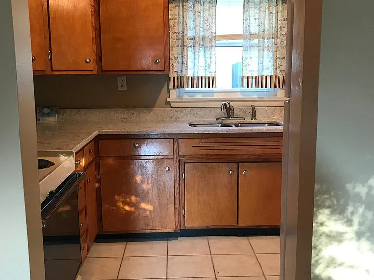 602 S Blaine Ave — Photo 14