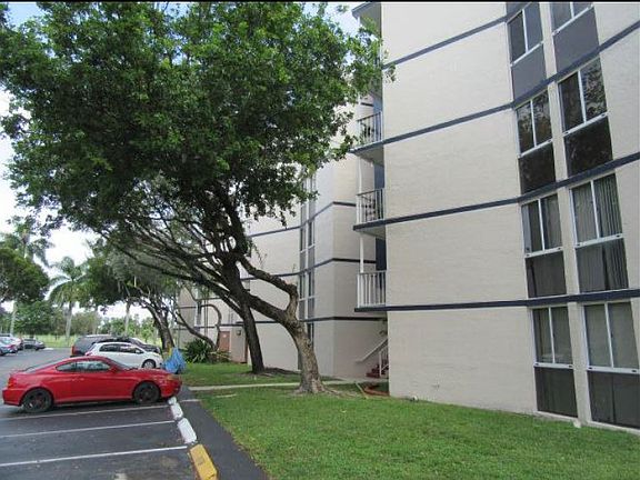 2nd image of 6995 NW 186th St APT E408
