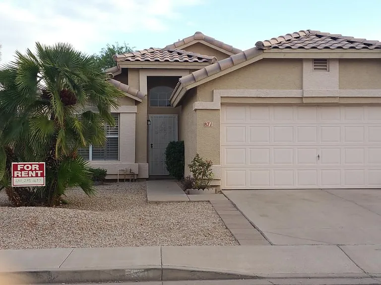 871 E Orchid Ln — Photo 1