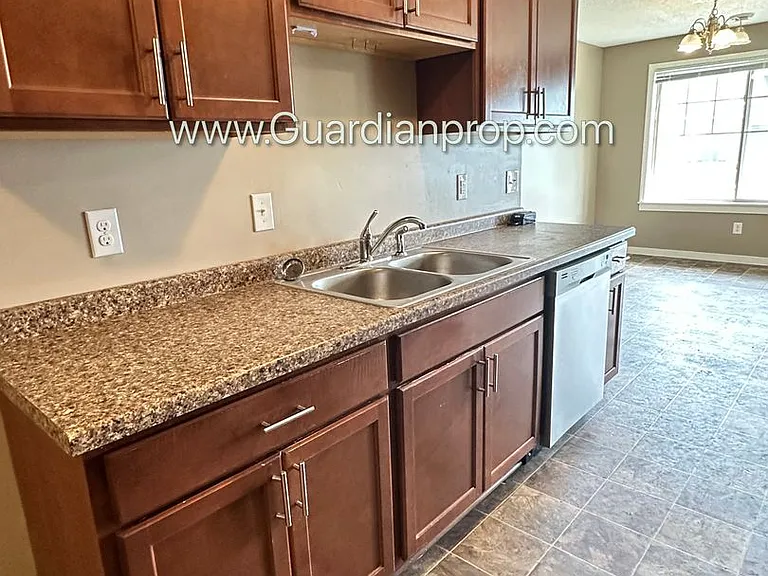 9951 Vera Cruz Ln N — Photo 4