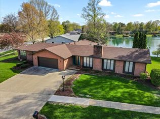 5 Moraine Ct, Champaign, IL