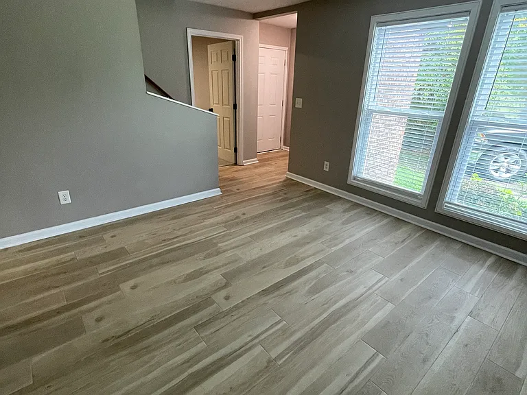 3173 Dove Ct #B — Photo 1