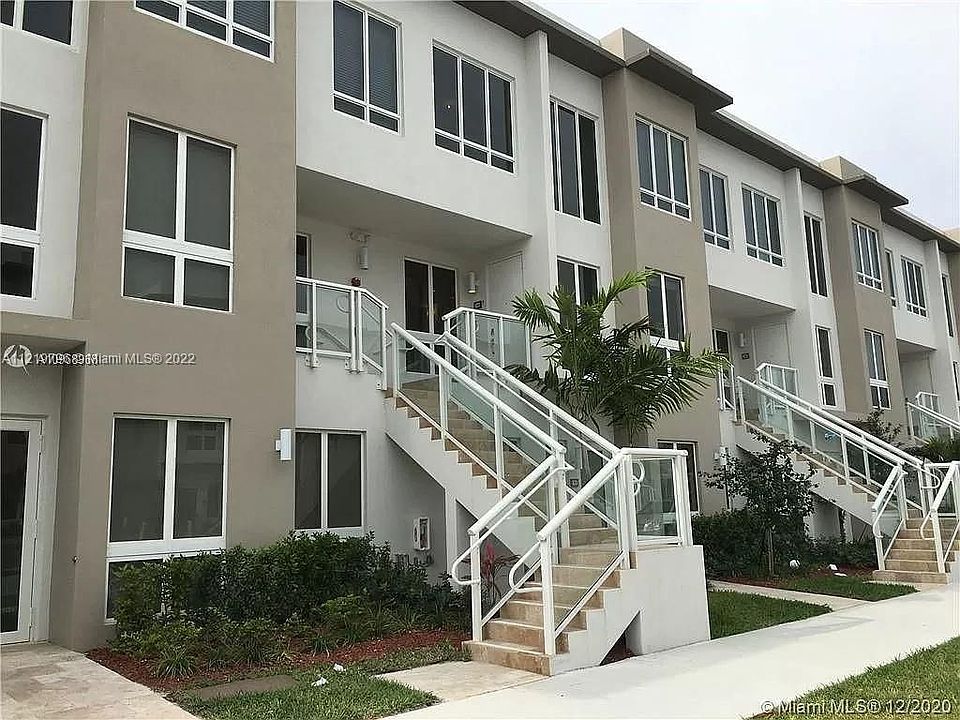 1st image of 10280 NW 63rd Ter APT 204