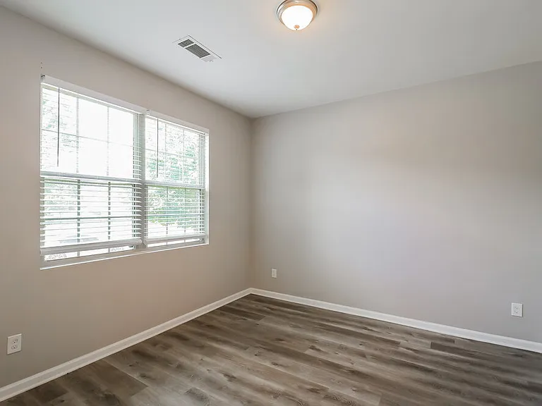 207 Shaker Hollow Dr — Photo 17