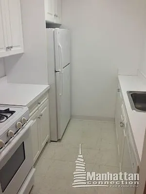 Rented by Manhattan Connection | media 12