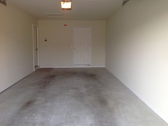 4th image of 211 Schleibaum Ct
