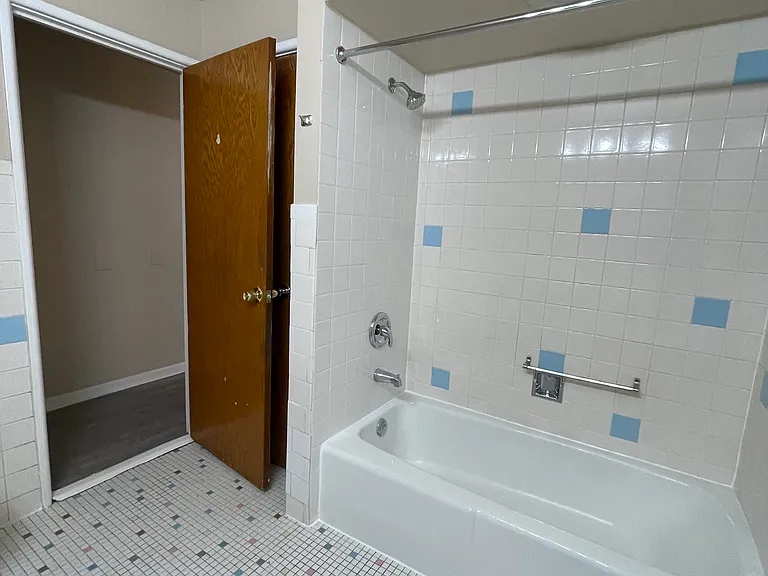 10743-10749 S Pulaski Rd #10 — Photo 9