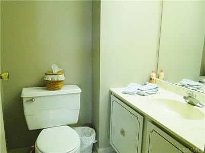 4th image of 5549 Chowning Way