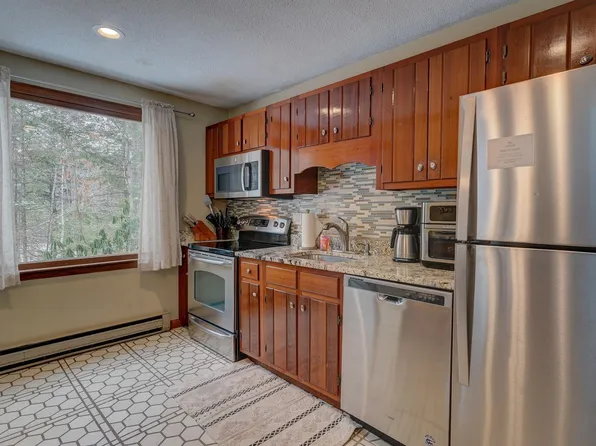 1 Whispering Brook Rd #1, Bartlett, NH 03812