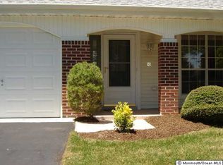 10 Blackthorn Pl, Manchester, NJ 08759