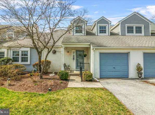 94 Hunters Run, Newtown Square, PA 19073
