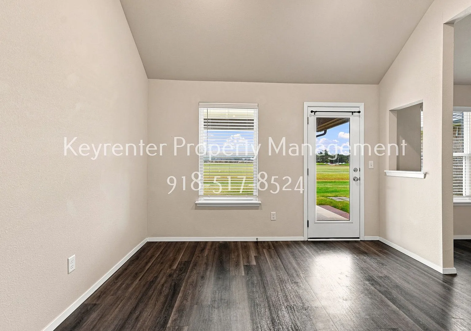 Brand New 4 Bedroom Simmons Home In Bixby — Photo 3