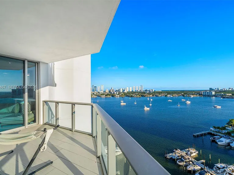 17301 Biscayne Blvd #1803 — Photo 2