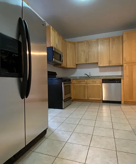 501 W 110th St #2G — Photo 4