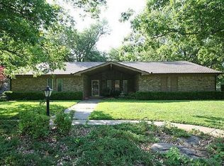 1315 W Oakwood Dr, Broken Arrow, OK 74011