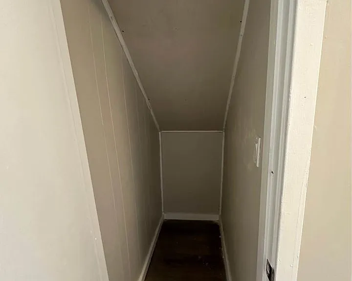 220 Crane St #1 — Photo 4