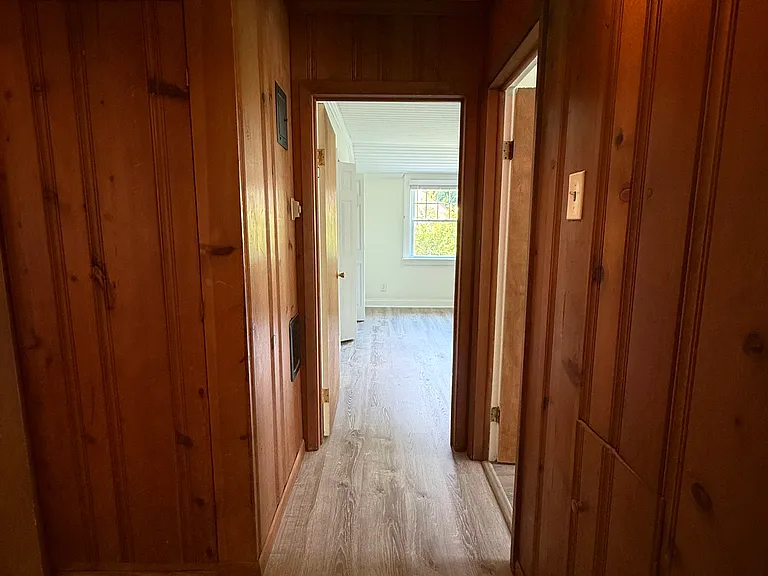120 Laurel Rd — Photo 11
