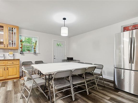 5th image of 31239 Cypress St