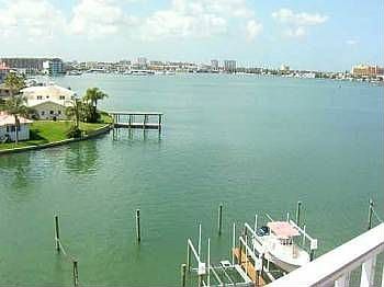 2nd image of 610 Island Way APT 407