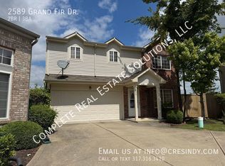 2589 Grand Fir Dr, Greenwood, IN 46143
