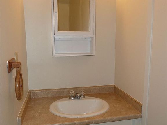 4th image of 94-1508 Lanikuhana Ave APT 595