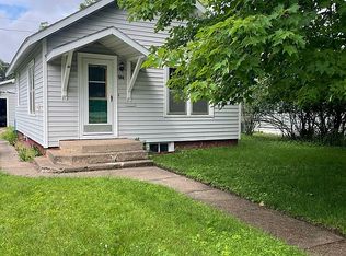 504 E Sagola Ave, Kingsford, MI 49802