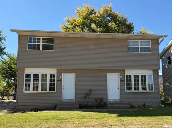 655-657 W 64th St, Davenport, IA 52806