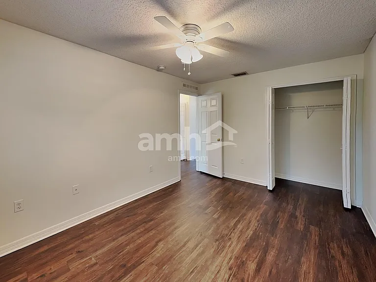 5528 Cougar Park Ct — Photo 20
