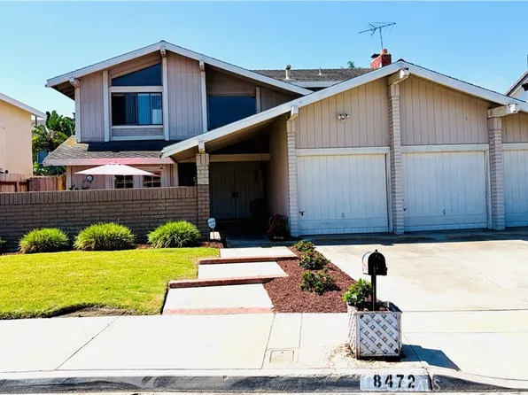 8472 Deepview Dr, Huntington Beach, CA 92646
