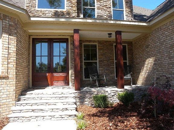 2nd image of 971 Woody Hill Cir