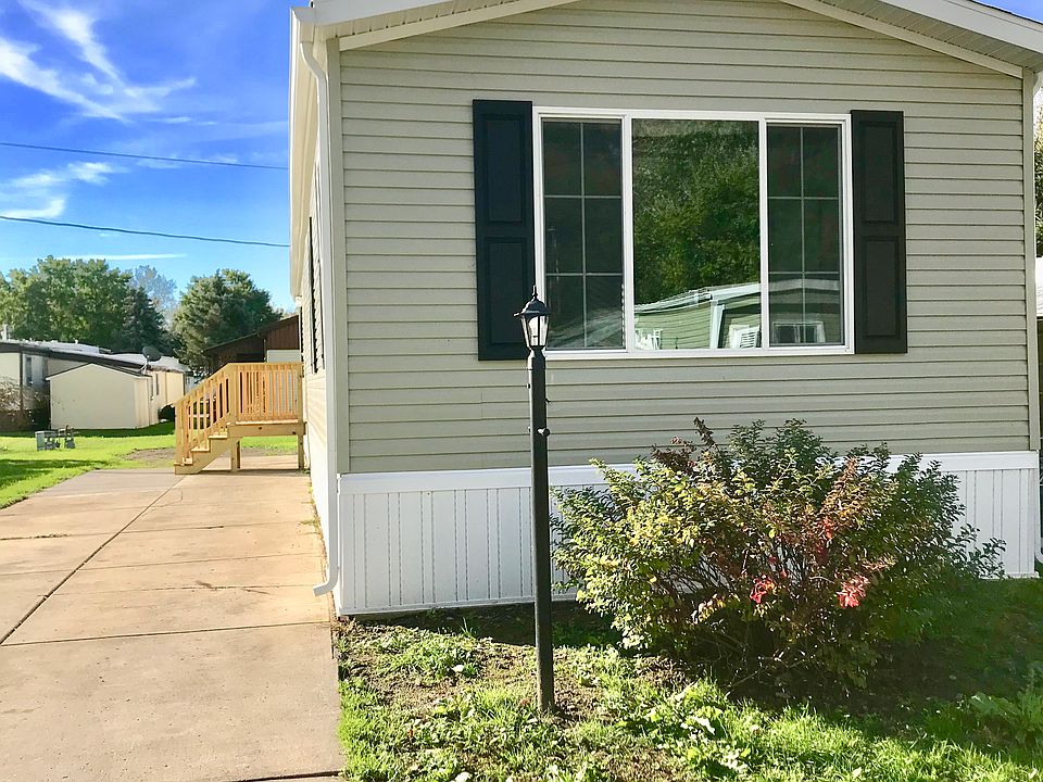 1st image of 96 Carefree Ln