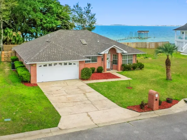 2001 Jessica Way, Navarre, FL 32566