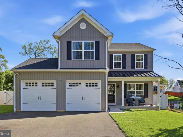 983 Highland Ave, Langhorne, PA 19047