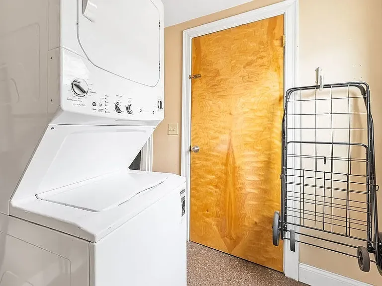 106 Chester St #3 — Photo 4