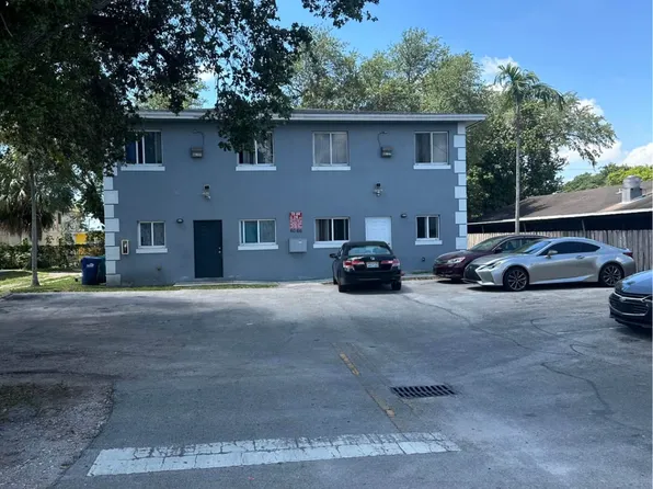 156 NE 166th St #156, Miami, FL 33162