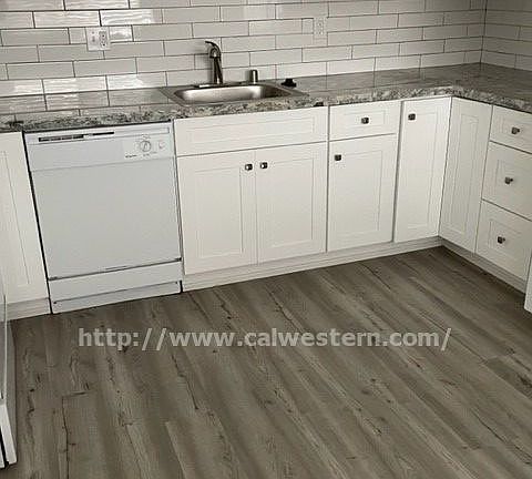 4th image of 1030 W Olive Ave APT 1