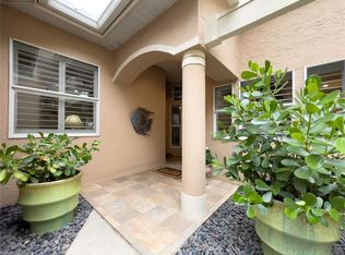 5067 White Pine Cir NE, Saint Petersburg, FL 33703