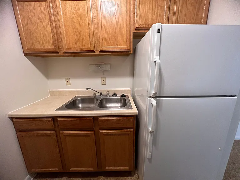 3203 Spring Valley Ln E — Photo 1