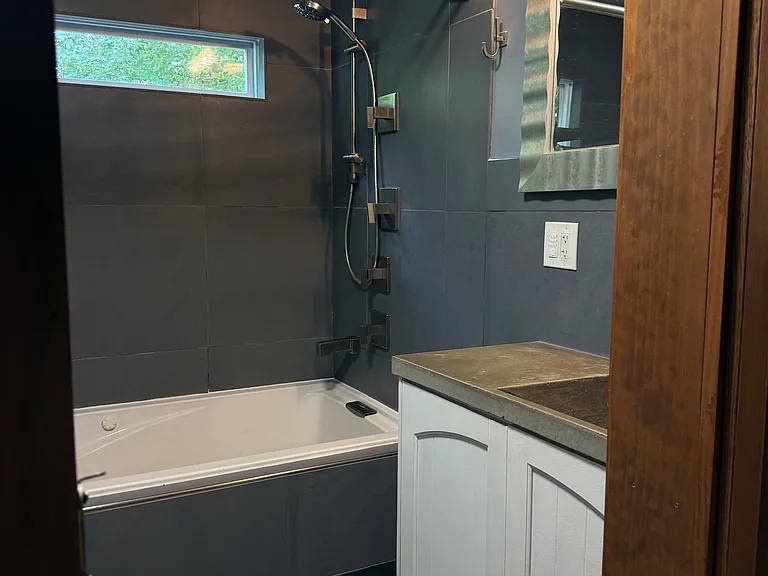 1712 Woodrow Dr — Photo 31