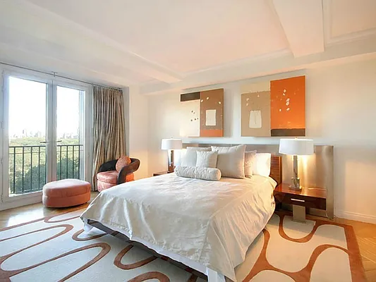 Rented by Sotheby's International Realty | media 49