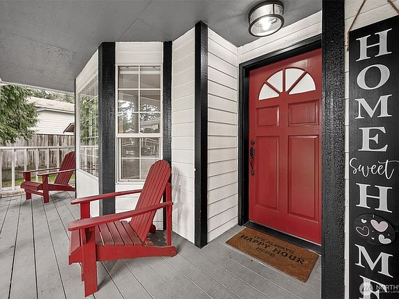 4th image of 20715 116th Street E